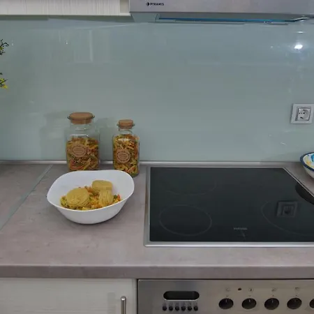 Lidromi Apartament *